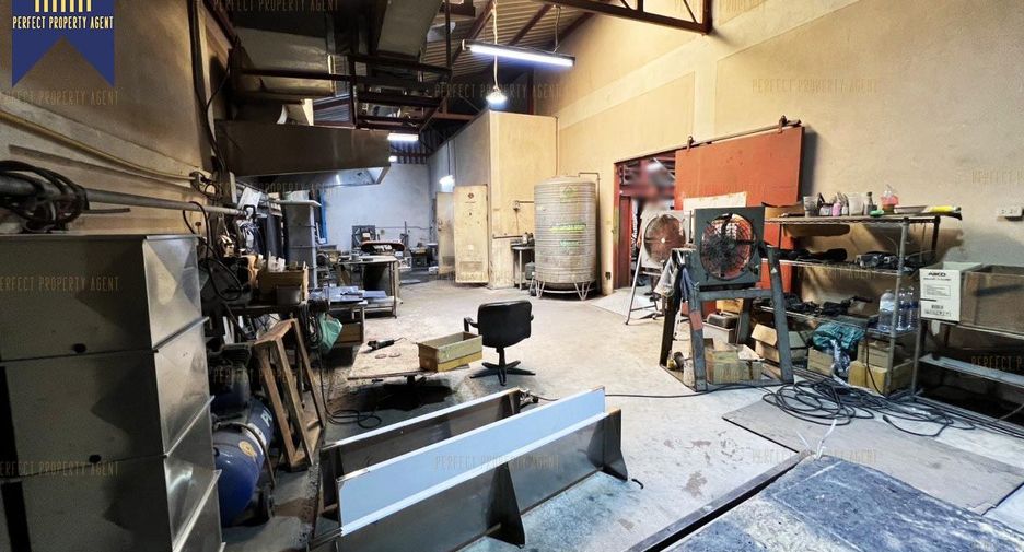 For sale 5 bed warehouse in Bang Phli, Samut Prakan