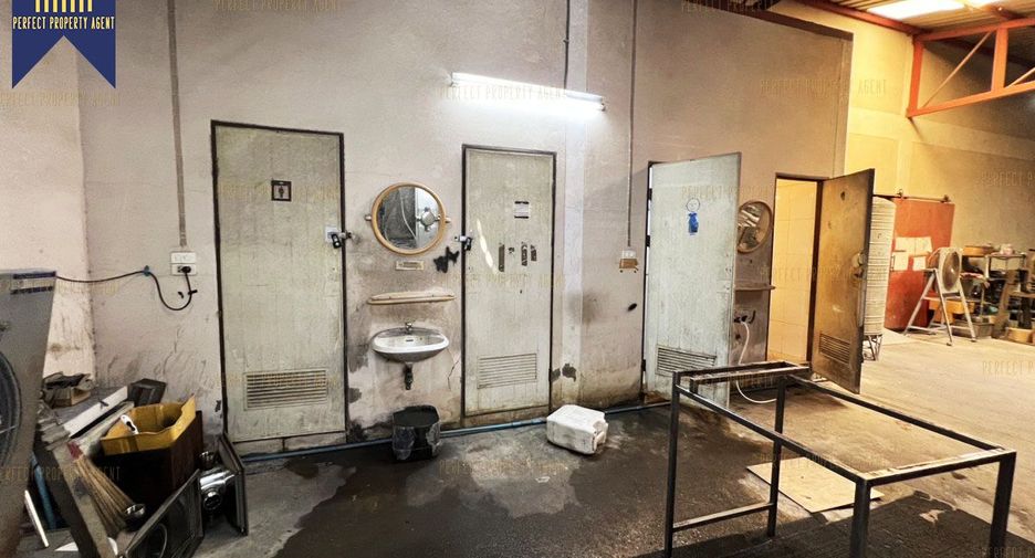 For sale 5 bed warehouse in Bang Phli, Samut Prakan