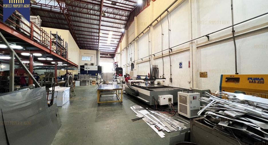 For sale 5 bed warehouse in Bang Phli, Samut Prakan