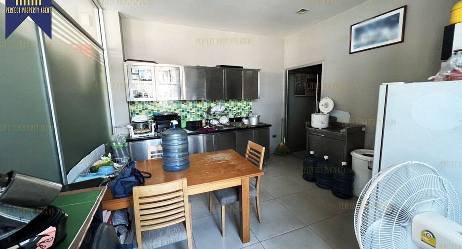 For sale 5 bed warehouse in Bang Phli, Samut Prakan