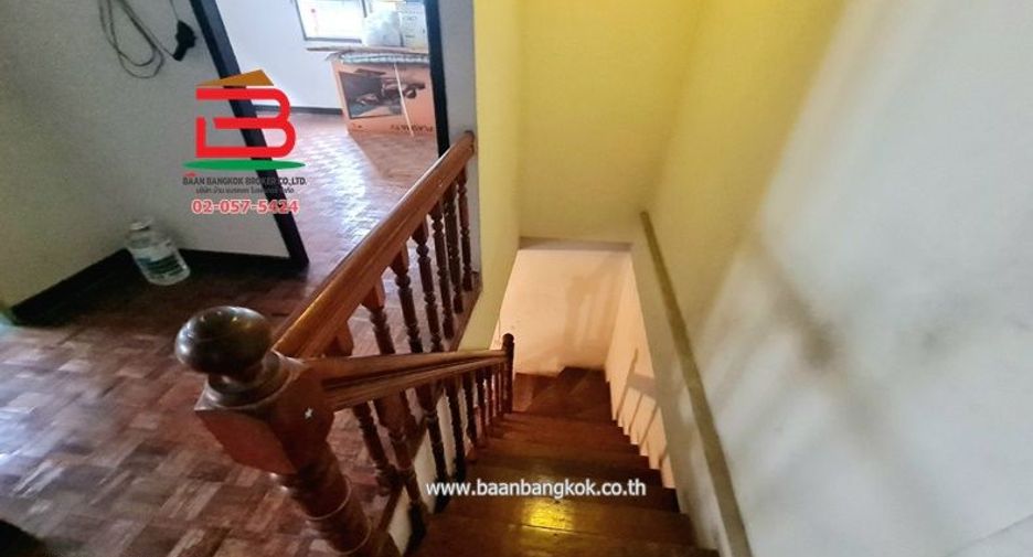 Reihenhaus zum Kauf mit 3 Zimmer in Bang Yai, Nonthaburi