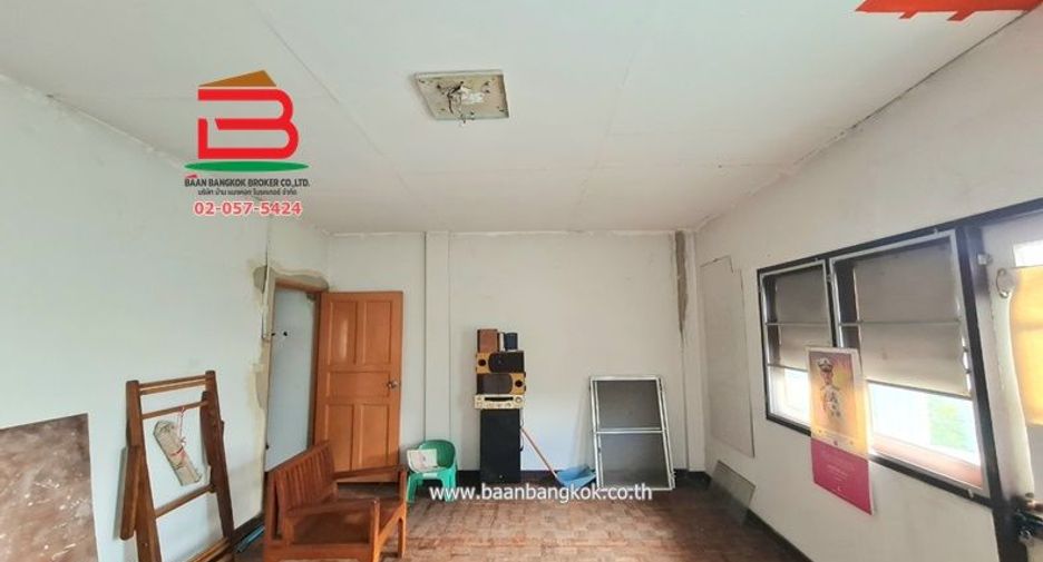 Reihenhaus zum Kauf mit 3 Zimmer in Bang Yai, Nonthaburi