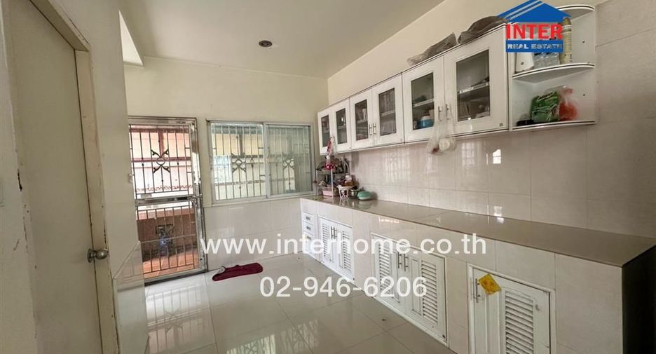For sale 3 Beds house in Lam Luk Ka, Pathum Thani