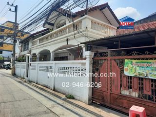 For sale 4 Beds house in Din Daeng, Bangkok