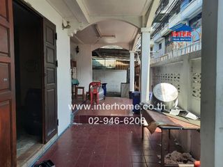 For sale 4 Beds house in Din Daeng, Bangkok