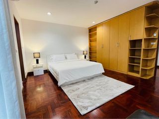 For rent 2 bedrooms apartment in Khlong Toei, Bangkok