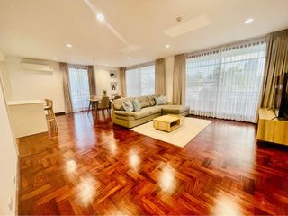 For rent 2 bedrooms apartment in Khlong Toei, Bangkok