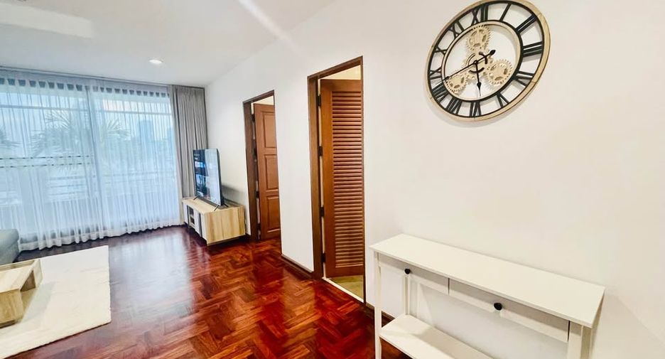 For rent 2 bedrooms apartment in Khlong Toei, Bangkok