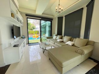 Villa en alquiler de 5 habitaciones en Mueang Chiang Mai, Chiang Mai