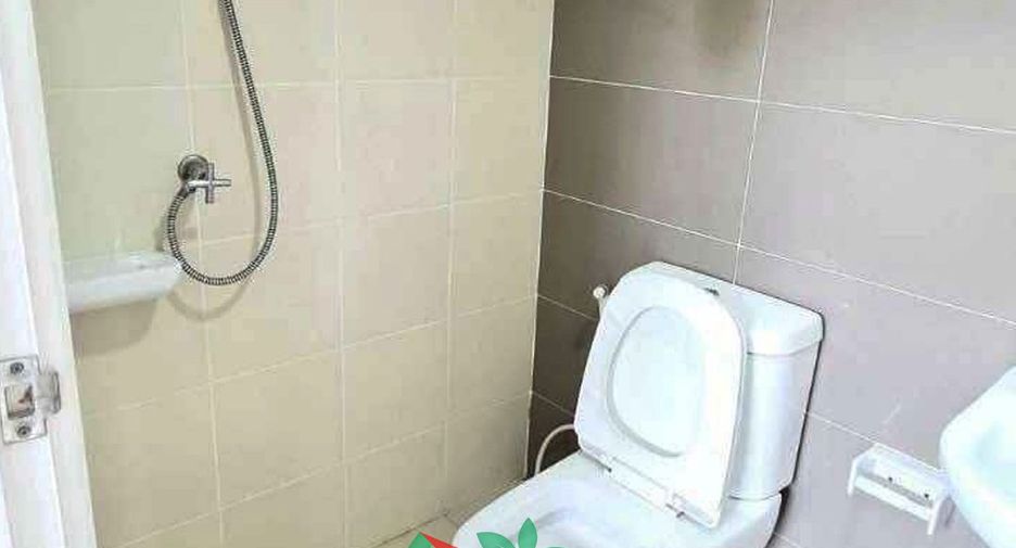 For sale 3 bedrooms townhouse in Don Mueang, Bangkok