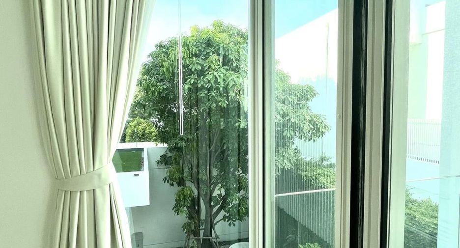 For rent and for sale 4 bedrooms house in Bang Phli, Samut Prakan