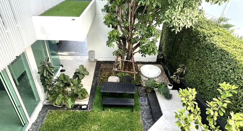 For rent and for sale 4 bedrooms house in Bang Phli, Samut Prakan
