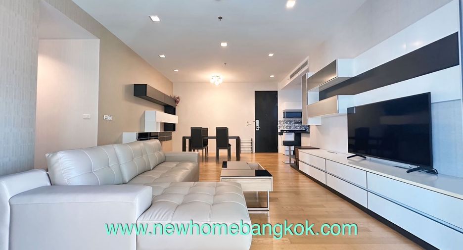 For rent 3 bedrooms condo in Khlong Toei, Bangkok