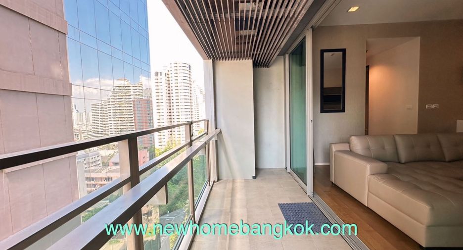 For rent 3 bedrooms condo in Khlong Toei, Bangkok