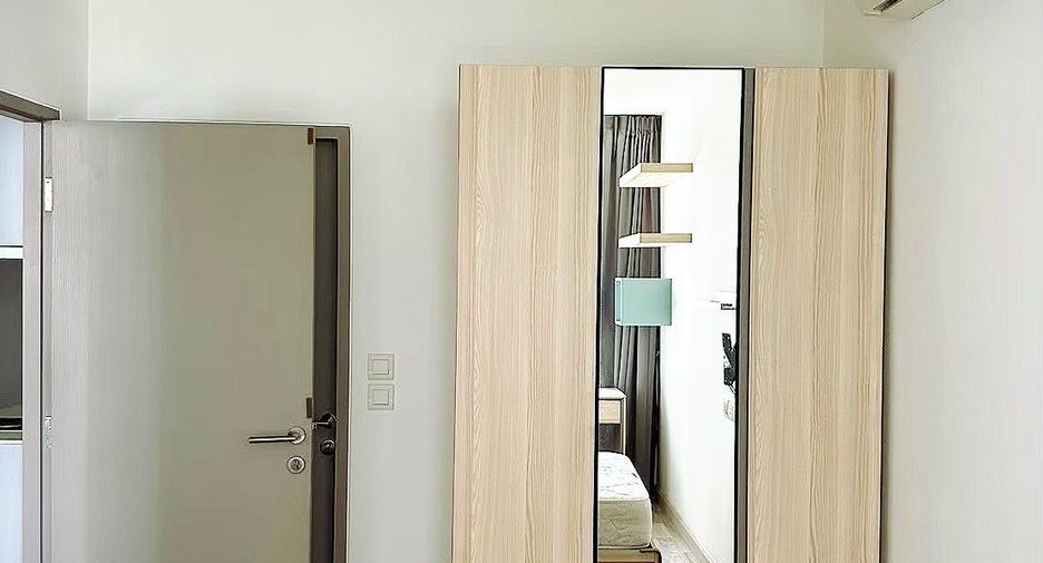 For sale 1 bed condo in Phra Khanong, Bangkok