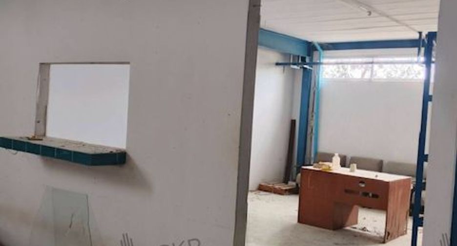 Almacén en venta en Nikhom Phatthana, Rayong