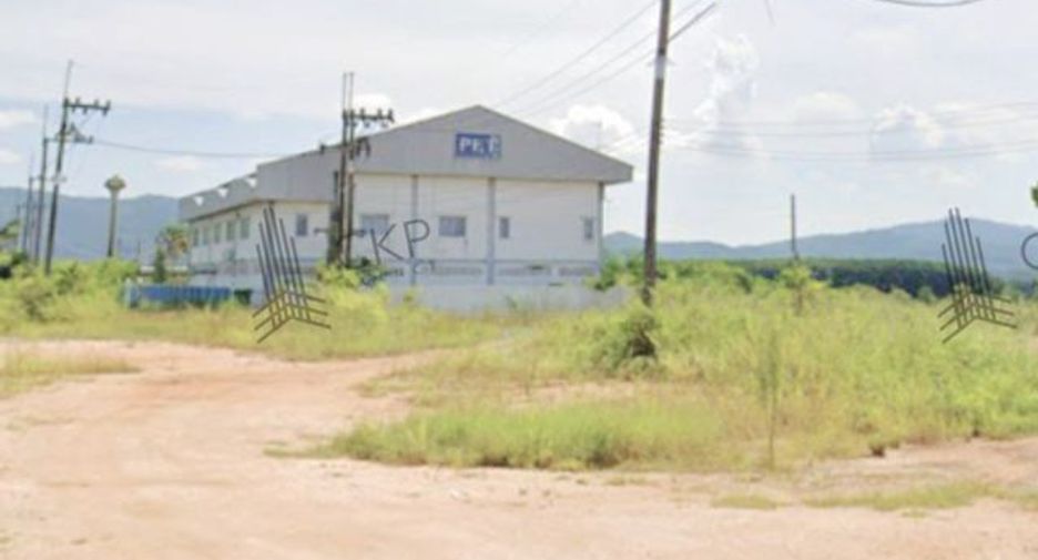 Almacén en venta en Nikhom Phatthana, Rayong