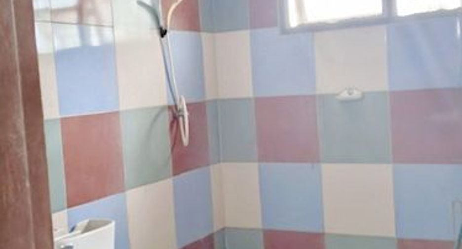 For sale 4 bedrooms house in Nikhom Phatthana, Rayong