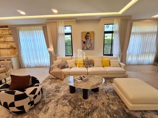 For rent 4 bed house in Saphan Sung, Bangkok