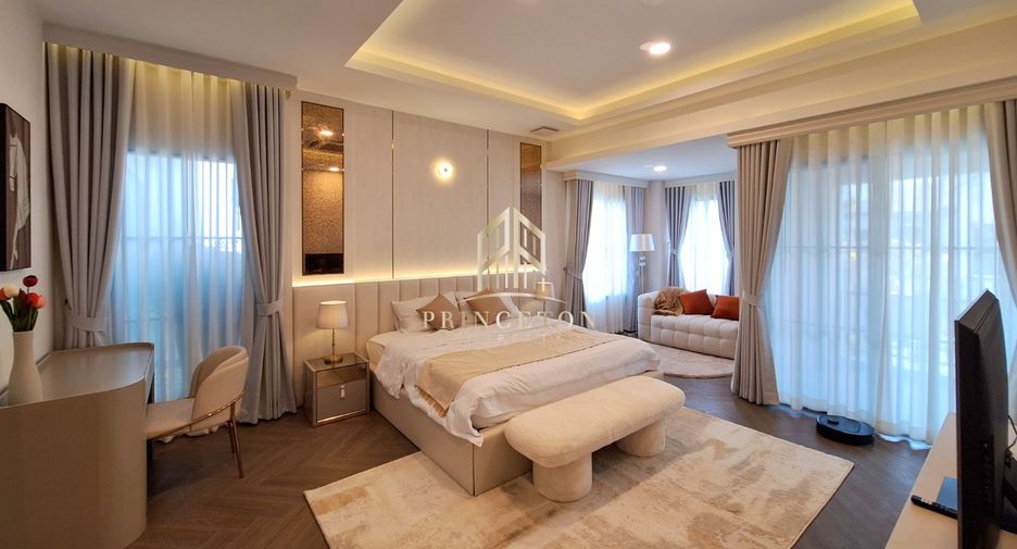 Haus zur Miete und zum Kauf mit 4 Zimmer in Saphan Sung, Bangkok