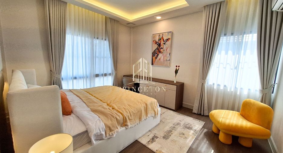 Haus zur Miete und zum Kauf mit 4 Zimmer in Saphan Sung, Bangkok