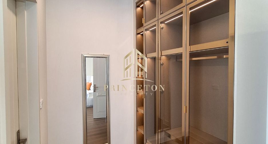 Haus zur Miete und zum Kauf mit 4 Zimmer in Saphan Sung, Bangkok