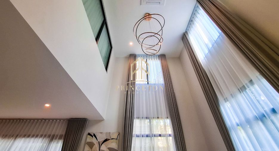 For rent and for sale 5 bedrooms house in Saphan Sung, Bangkok