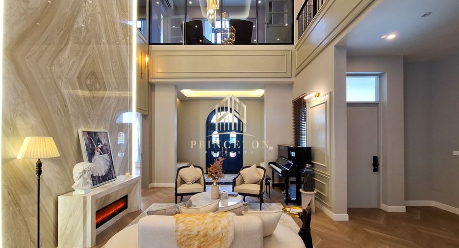 Casa en alquiler y en venta de 4 habitaciones en Bang Kapi, Bangkok
