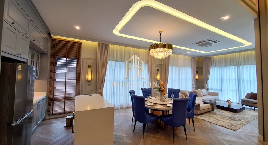 Casa en alquiler y en venta de 4 habitaciones en Bang Kapi, Bangkok