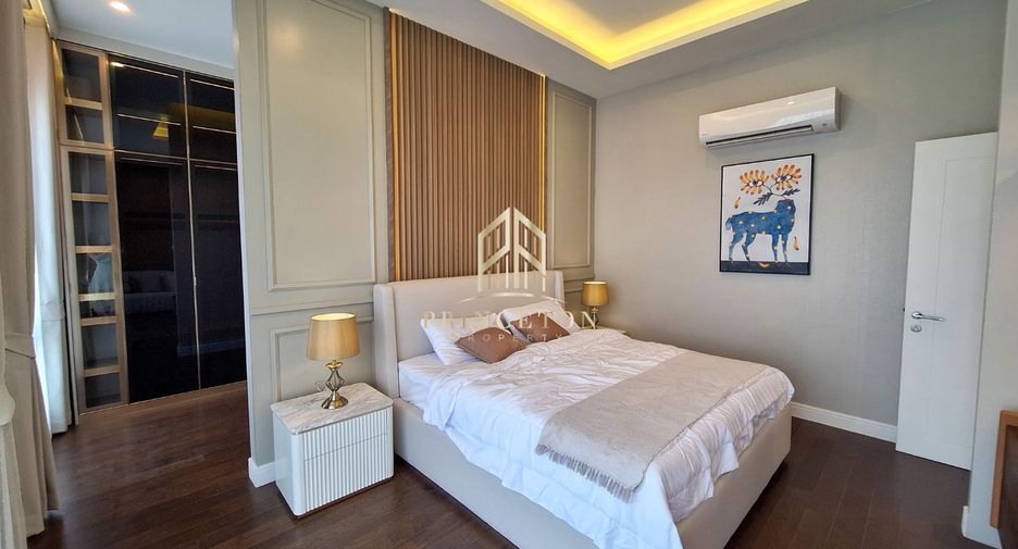 Casa en alquiler y en venta de 4 habitaciones en Bang Kapi, Bangkok