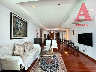 For sale 3 Beds condo in Dusit, Bangkok
