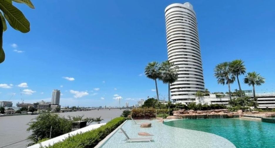 For sale 3 Beds condo in Dusit, Bangkok