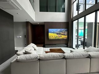 For rent 4 bedrooms house in Saphan Sung, Bangkok