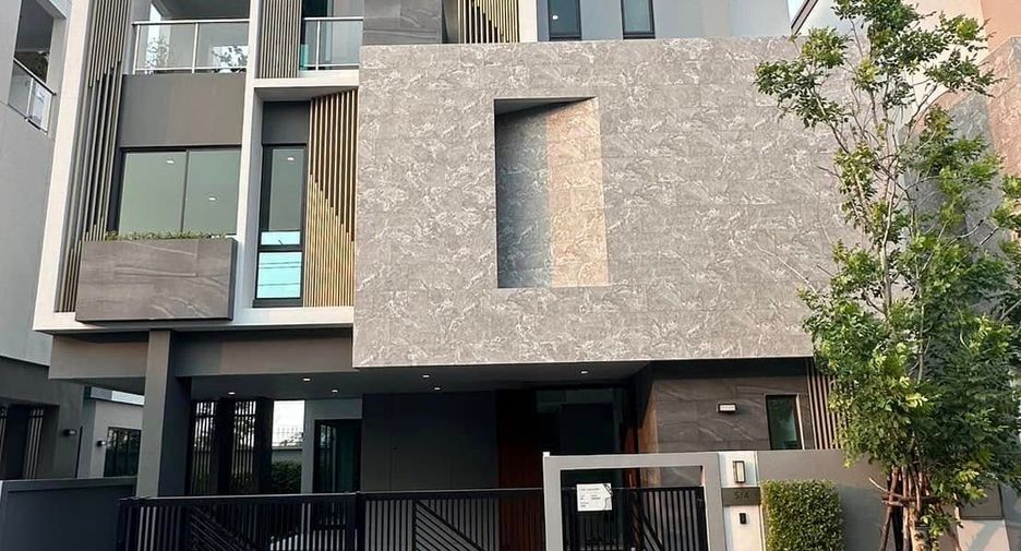 For rent 4 bedrooms house in Saphan Sung, Bangkok