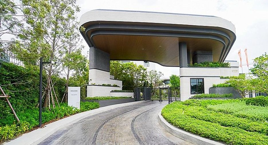 For rent 4 bedrooms house in Saphan Sung, Bangkok