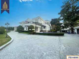For sale 6 Beds house in Lam Luk Ka, Pathum Thani