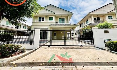 For sale 3 bedrooms house in Sai Mai, Bangkok