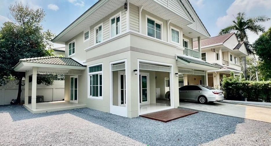 For sale 3 bedrooms house in Sai Mai, Bangkok