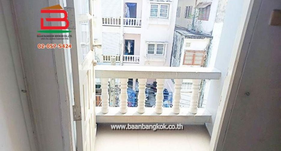 出租 和 出售 4 卧室 联排别墅 在 Mueang Nonthaburi, Nonthaburi