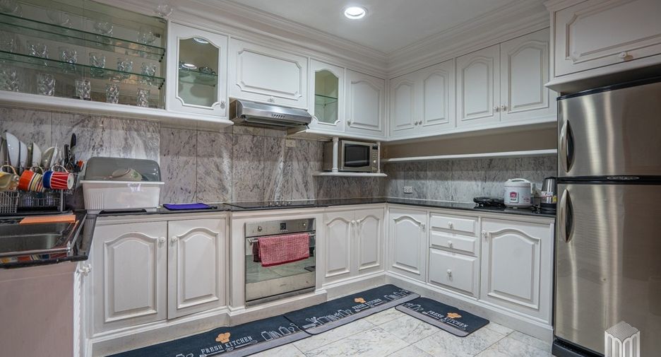 For rent 2 Beds condo in Mueang Chiang Mai, Chiang Mai