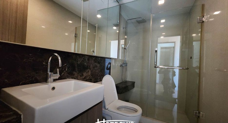 For rent and for sale 3 bedrooms condo in Watthana, Bangkok