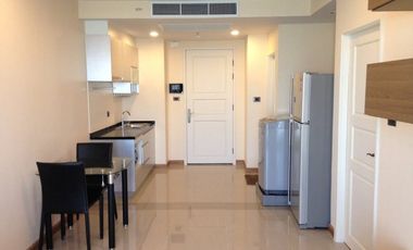 For rent 1 bed condo in Huai Khwang, Bangkok