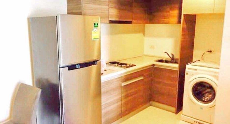 For rent 1 bed condo in Huai Khwang, Bangkok