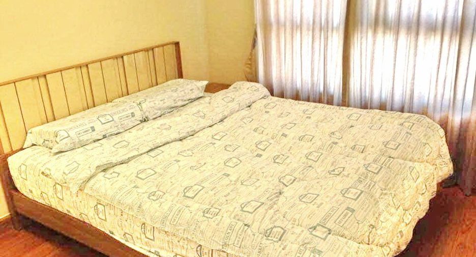 For rent 1 bed condo in Huai Khwang, Bangkok