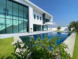 Villa en venta de 4 habitaciones en Cha Am, Phetchaburi