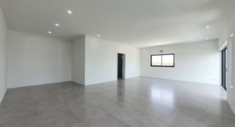 For sale 4 bedrooms villa in Cha Am, Phetchaburi