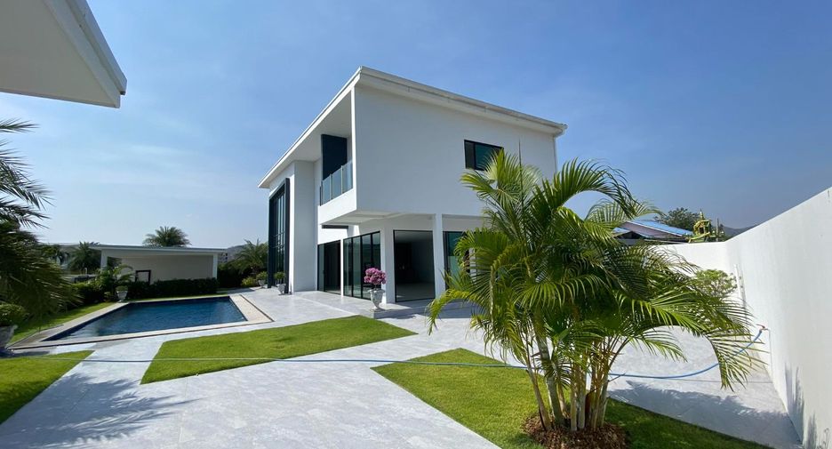 For sale 4 bedrooms villa in Cha Am, Phetchaburi