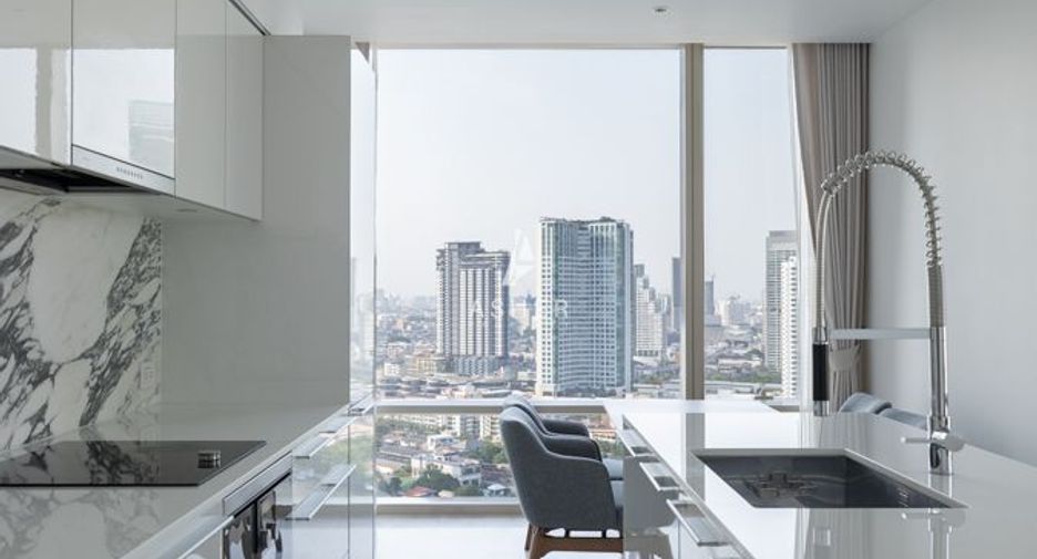 Condo en alquiler de 2 habitaciones en Bang Kho Laem, Bangkok