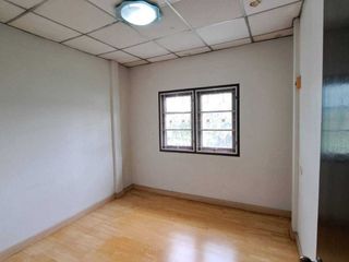 For sale 3 bed townhouse in Mueang Nonthaburi, Nonthaburi