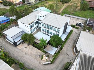 For sale 36 bed hotel in Mueang Phitsanulok, Phitsanulok